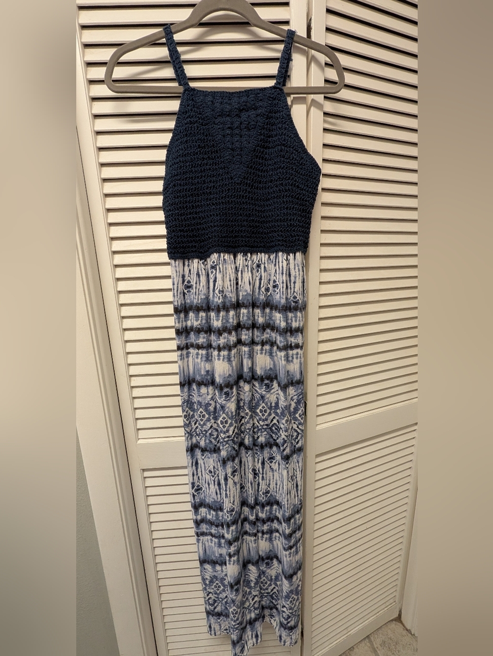 Xhilaration Navy Crochet Top Blue White Patterned Maxi Dress Size LG